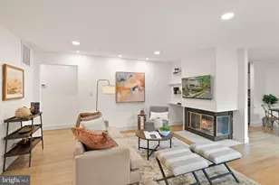 11025 Villaridge Ct, Reston, VA 20191 - Photo 4