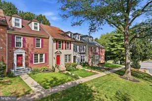7691 Northern Oaks Ct, Springfield, VA 22153 - Photo 2