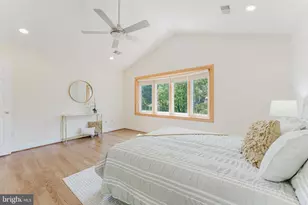 10527 Mereworth Ln, Oakton, VA 22124 - Photo 26