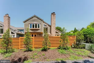 10527 Mereworth Ln, Oakton, VA 22124 - Photo 34