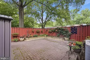 2324 Harleyford Ct, Reston, VA 20191 - Photo 54