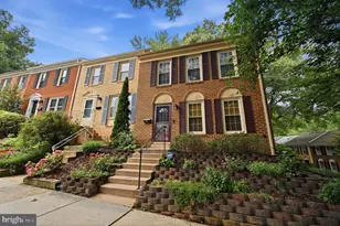 2324 Harleyford Ct, Reston, VA 20191 - Photo 1