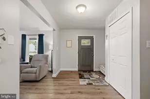 6144 Shiplett, Burke, VA 22015 - Photo 4