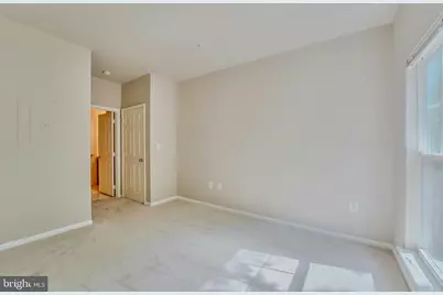 1520 N Point Drive #03-0202, Reston, VA 20194 - Photo 22