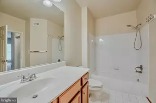 1520 North Point Dr, Reston, VA 20194 - Photo 20