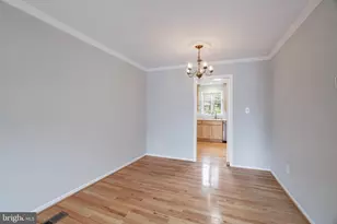 9823 St Cloud Ct, Fairfax, VA 22031 - Photo 12
