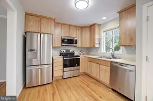 9823 St Cloud Ct, Fairfax, VA 22031 - Photo 20