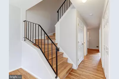 9823 Saint Cloud Court, Fairfax, VA 22031 - Photo 14