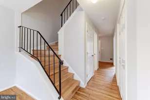 9823 St Cloud Ct, Fairfax, VA 22031 - Photo 14