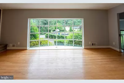 6438 Woodville Drive, Falls Church, VA 22044 - Photo 8