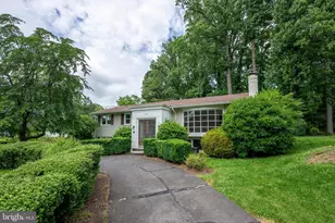 6438 Woodville Dr, Falls Church, VA 22044 - Photo 30