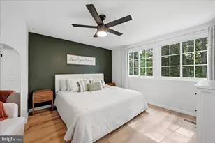 5835 Rock Forest Ct, Centreville, VA 20121 - Photo 24
