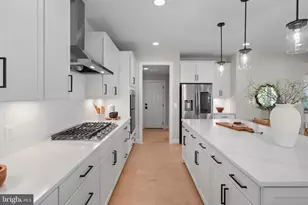 611 Tapawingo Rd SW, Vienna, VA 22180 - Photo 20