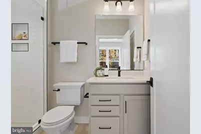 611 Tapawingo Road SW, Vienna, VA 22180 - Photo 10