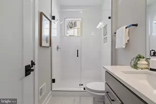 611 Tapawingo Rd SW, Vienna, VA 22180 - Photo 12