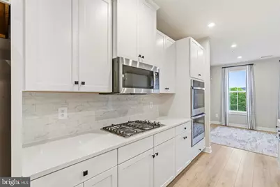 14538 George Carter Way NE #287, Chantilly, VA 20151 - Photo 8