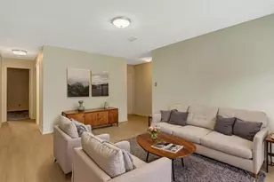 12106 Green Leaf Ct, Fairfax, VA 22033 - Photo 6