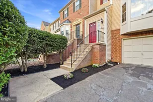 5610 Belleau Woods Ln, Alexandria, VA 22315 - Photo 4