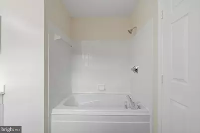 5610 Belleau Woods Lane, Alexandria, VA 22315 - Photo 26