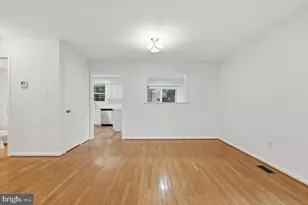 5610 Belleau Woods Ln, Alexandria, VA 22315 - Photo 10