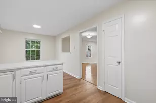 5610 Belleau Woods Ln, Alexandria, VA 22315 - Photo 12