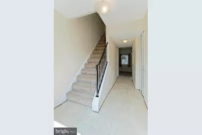9637 Westport Lane, Burke, VA 22015 - Photo 2