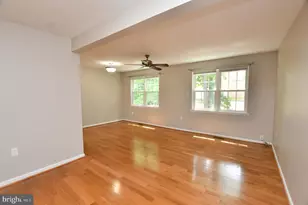 7733 Trevino Ln, Falls Church, VA 22043 - Photo 2