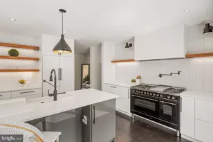 9013 Beatty Dr, Alexandria, VA 22308 - Photo 8