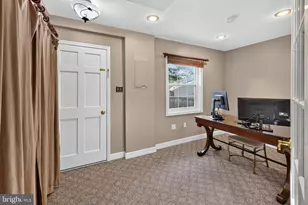 7901 Laural Valley Way, Springfield, VA 22153 - Photo 48