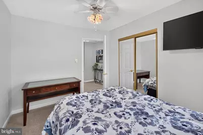 7901 Laural Valley Way, Springfield, VA 22153 - Photo 34