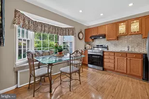 7901 Laural Valley Way, Springfield, VA 22153 - Photo 14