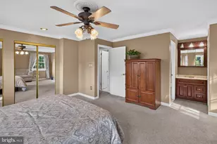 7901 Laural Valley Way, Springfield, VA 22153 - Photo 26