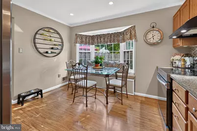7901 Laural Valley Way, Springfield, VA 22153 - Photo 16