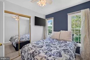 7901 Laural Valley Way, Springfield, VA 22153 - Photo 32