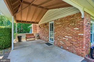 4118 Whispering Ln, Annandale, VA 22003 - Photo 4