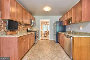4118 Whispering Ln, Annandale, VA 22003 - Photo 20