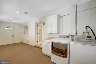 8015 New Market Rd, Alexandria, VA 22308 - Photo 36