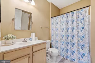3850 Lightfoot St, Chantilly, VA 20151 - Photo 16