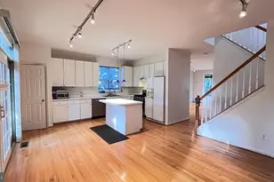 4100 Flower Box Ct, Fairfax, VA 22030 - Photo 12