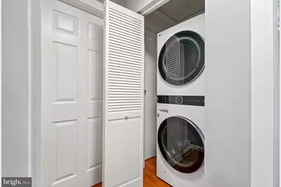 6802 Derrell Court, Alexandria, VA 22307 - Photo 18