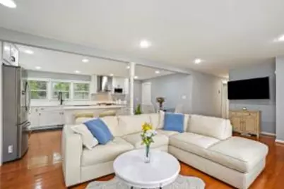 6802 Derrell Court, Alexandria, VA 22307 - Photo 6