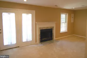 12020 Lisa Marie Ct, Fairfax, VA 22033 - Photo 12