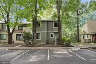 2347 Millennium Ln, Reston, VA 20191 - Photo 2