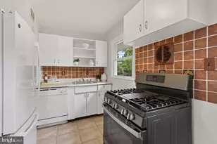 6925 Columbia Dr, Alexandria, VA 22307 - Photo 22