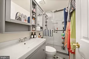2655 Petersborough St, Herndon, VA 20171 - Photo 24