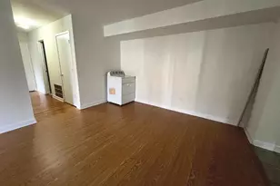 527 Florida Ave, Herndon, VA 20170 - Photo 4