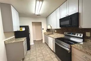 527 Florida Ave, Herndon, VA 20170 - Photo 8