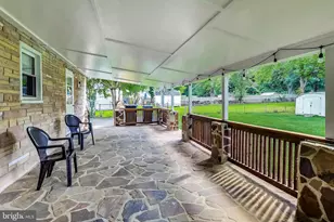 6641 Barrett Rd, Falls Church, VA 22042 - Photo 40