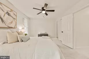9125 Galbreth Ct, Springfield, VA 22153 - Photo 16