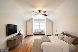 6110 Franconia Station Ln, Alexandria, VA 22310 - Photo 18